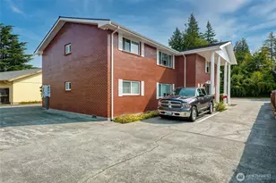 8806 3rd Ave SE, Everett, WA 98208 - Photo 3