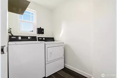 8806 3rd Avenue SE, Everett, WA 98208 - Photo 11