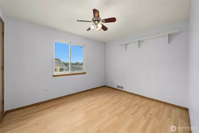 1412 200th Street Ct E, Spanaway, WA 98387 - Photo 17