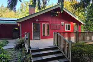 395 Saylor Rd, Camano Island, WA 98282 - Photo 7