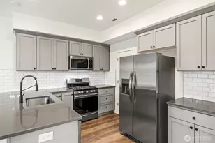 7013 N Madison Cir, Ridgefield, WA 98642 - Photo 9