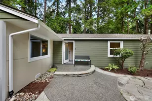 18934 Forest Park Dr NE, Lake Forest Park, WA 98155 - Photo 3