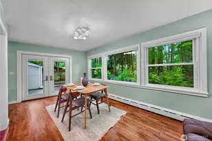 18934 Forest Park Dr NE, Lake Forest Park, WA 98155 - Photo 9