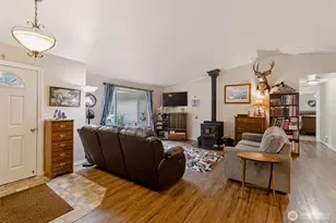 210 Great Northern Rd, Kalama, WA 98625 - Photo 5
