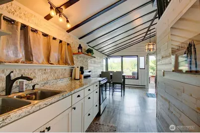 1419 150th Place NW, Marysville, WA 98271 - Photo 5