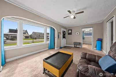2412 Aberdeen Avenue, Aberdeen, WA 98520 - Photo 5