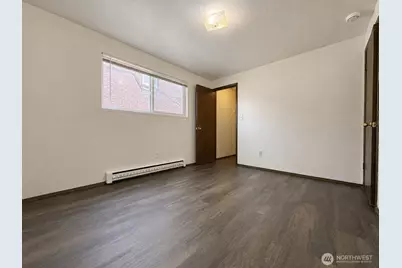 426 11th Avenue E, Seattle, WA 98102 - Photo 13