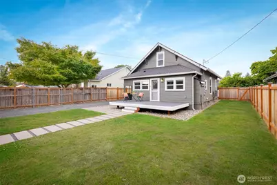 1924 4th Street, Marysville, WA 98270 - Photo 19