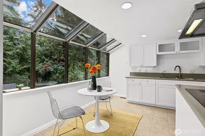 21015 NE 11th Street, Sammamish, WA 98074 - Photo 17