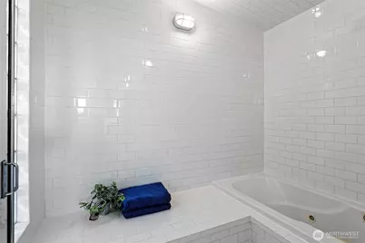 911 Yakima Avenue S, Seattle, WA 98144 - Photo 19