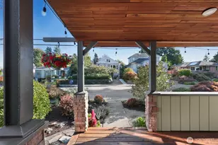 3924 SW Holden St, Seattle, WA 98136 - Photo 3