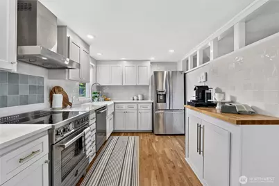 3826 Belvidere Avenue SW, Seattle, WA 98126 - Photo 7
