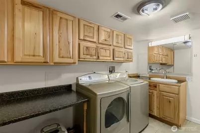 1532 Naval Avenue, Bremerton, WA 98312 - Photo 11