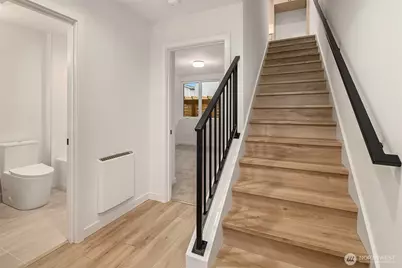 805 NE 71st Street, Seattle, WA 98115 - Photo 27