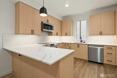 805 NE 71st Street, Seattle, WA 98115 - Photo 5