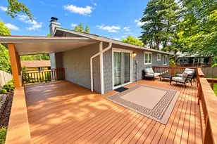 1719 N 105th St, Seattle, WA 98133 - Photo 25