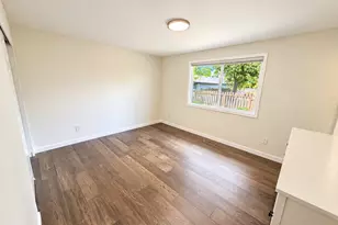 1719 N 105th St, Seattle, WA 98133 - Photo 15