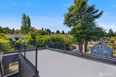 270 Fulton Street, Seattle, WA 98109 - Photo 25