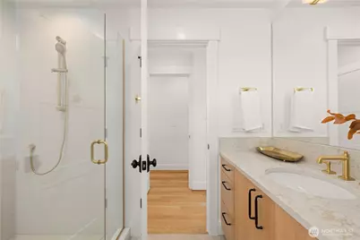 270 Fulton Street, Seattle, WA 98109 - Photo 19