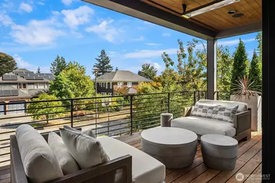 5751 36th Avenue NE, Seattle, WA 98105 - Photo 5