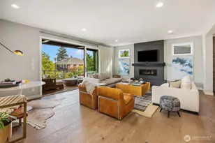 5751 36th Ave NE, Seattle, WA 98105 - Photo 3