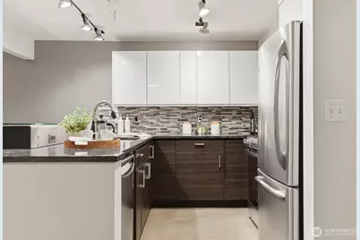3104 Western Avenue #104, Seattle, WA 98121 - Photo 9