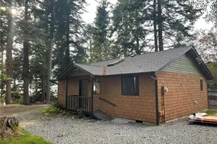 2140 Inverness Way, Coupeville, WA 98239 - Photo 5