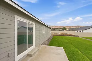 201 Salmon Dr, Wenatchee, WA 98801 - Photo 5