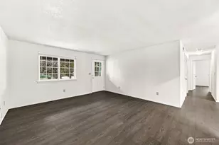 912 Marion St, Centralia, WA 98531 - Photo 5