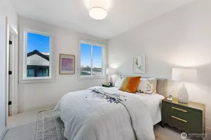 2010 McGilvra Blvd E, Seattle, WA 98112 - Photo 17