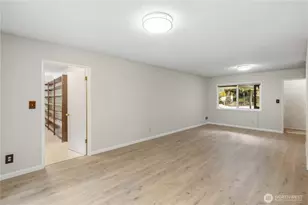124 Clark Creek Ln, Longview, WA 98632 - Photo 9