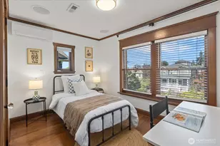 2337 N 61st St, Seattle, WA 98103 - Photo 15