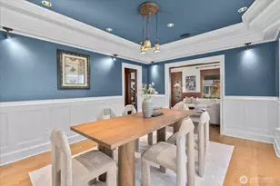 2337 N 61st St, Seattle, WA 98103 - Photo 7