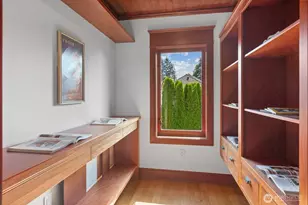 2337 N 61st St, Seattle, WA 98103 - Photo 19
