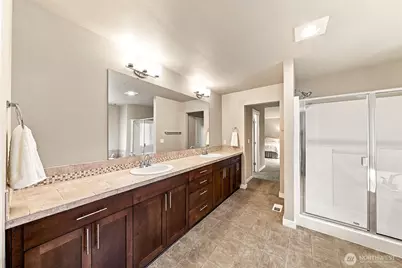 6337 Victoria Avenue SE, Auburn, WA 98092 - Photo 17