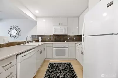 1 Broadway #202, Tacoma, WA 98402 - Photo 9