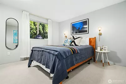 811 NE 57th Street, Seattle, WA 98105 - Photo 21