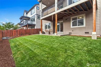 22977 SE 18th Pl, Sammamish, WA 98075 - Photo 37