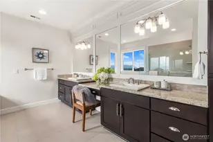 22977 SE 18th Pl, Sammamish, WA 98075 - Photo 21