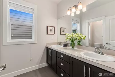 22977 SE 18th Pl, Sammamish, WA 98075 - Photo 27