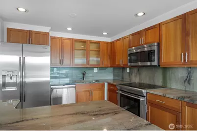 6533 Seaview Avenue NW #710A, Seattle, WA 98117 - Photo 3