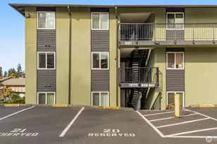 423 75th St SE, Everett, WA 98203 - Photo 1