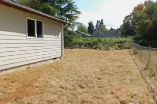 1014 W Spruce St, Port Angeles, WA 98363 - Photo 23