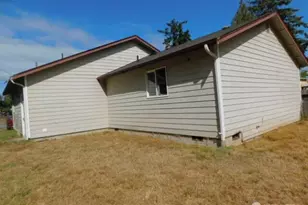 1014 W Spruce St, Port Angeles, WA 98363 - Photo 27
