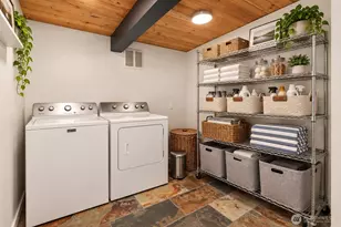 7529 SE 40th St, Mercer Island, WA 98040 - Photo 29