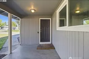 826 B St, Washougal, WA 98671 - Photo 3