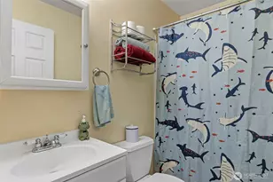 957 Donald Ave, Oak Harbor, WA 98277 - Photo 17