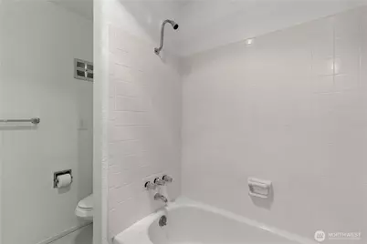 6581 137th Place NE #482, Redmond, WA 98052 - Photo 13