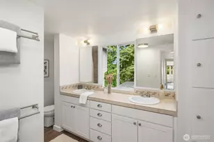2534 NE 94th St, Seattle, WA 98115 - Photo 23