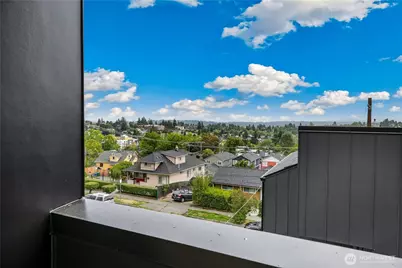 4511 A 34th Avenue S, Seattle, WA 98118 - Photo 21